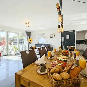 Apartment Kaiserin Sisi Fuer Bis Zu 6 - Arbeitsplatz, Badewanne, Parkplatz, Waschmaschine, Dinkelsbühl